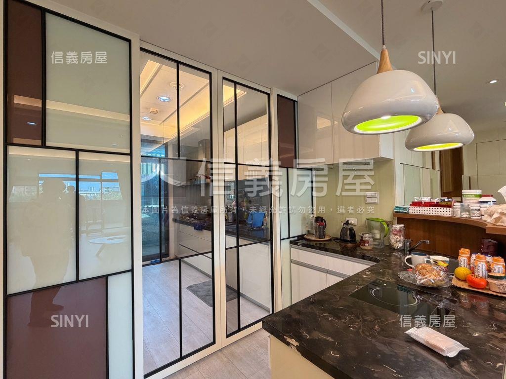 雲景臻邸鄰康橋◆採光優美房屋室內格局與周邊環境