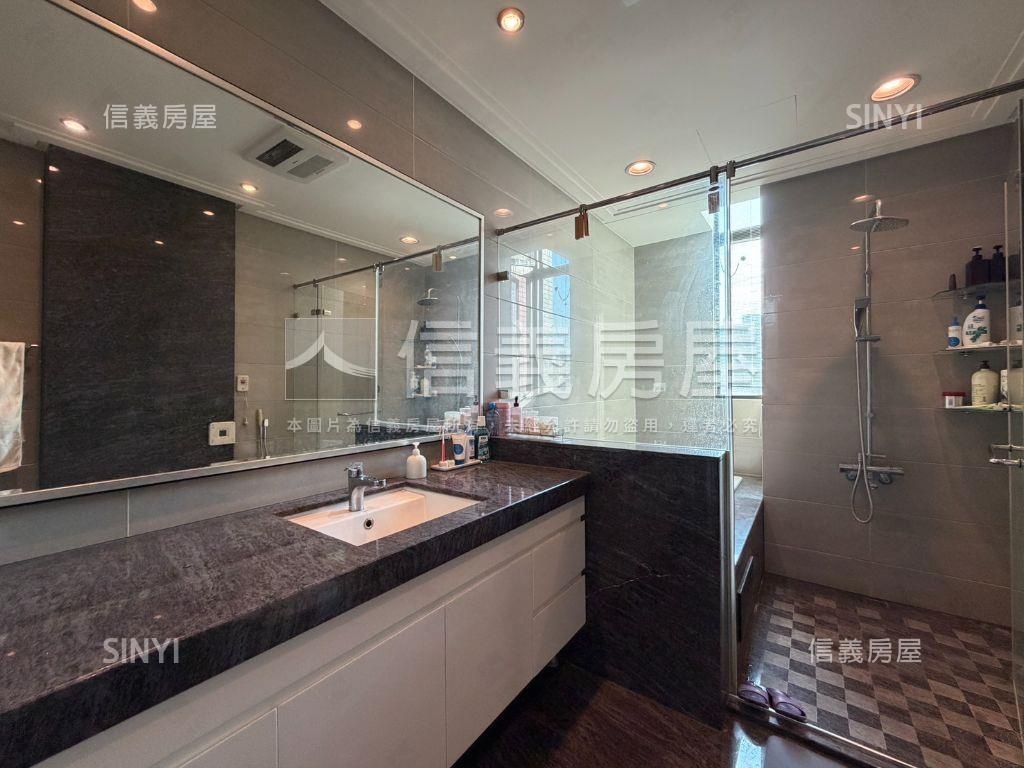 雲景臻邸鄰康橋◆採光優美房屋室內格局與周邊環境