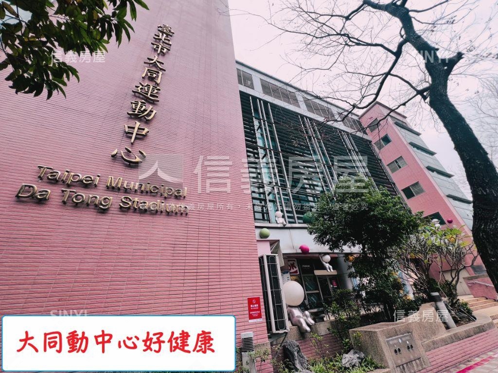 近捷運雙語學區電梯三房房屋室內格局與周邊環境