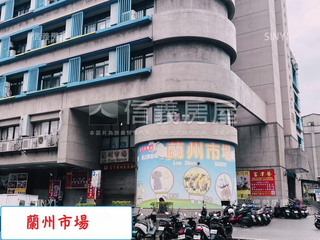 近捷運雙語學區電梯三房房屋室內格局與周邊環境