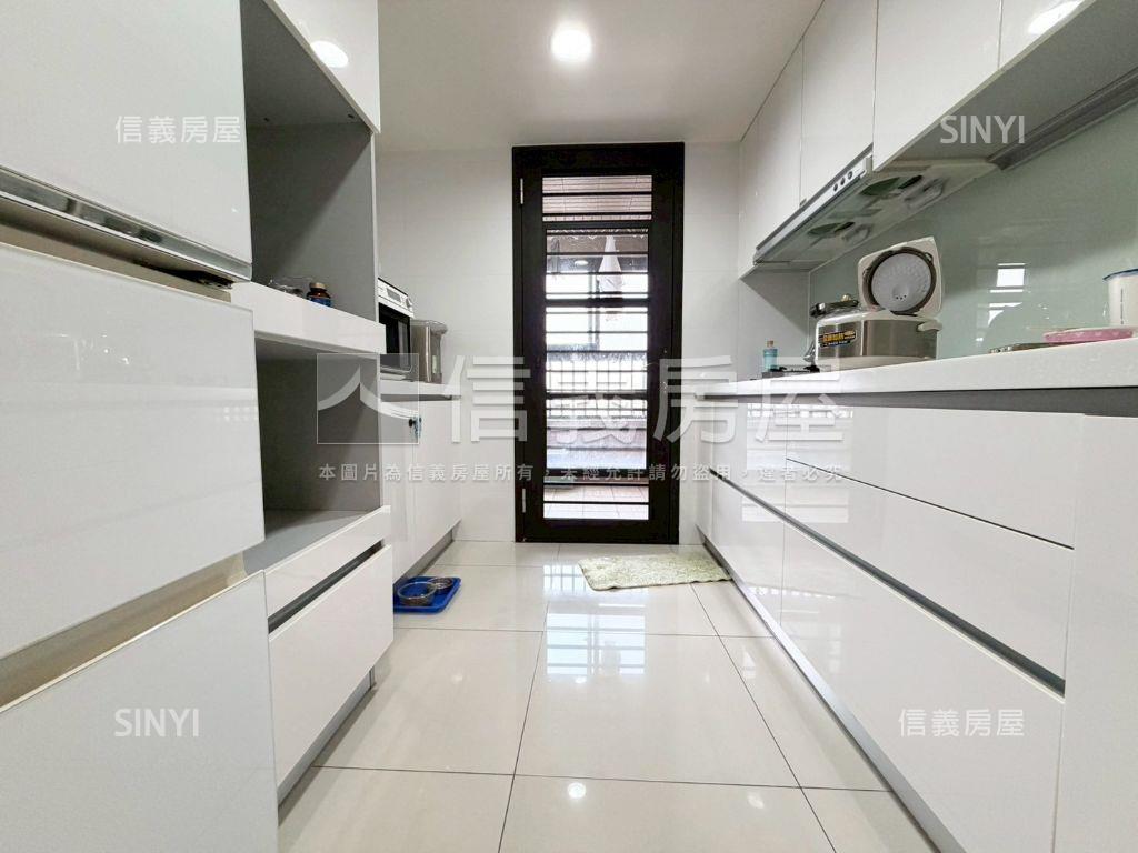 櫻花青邁四房平車房屋室內格局與周邊環境