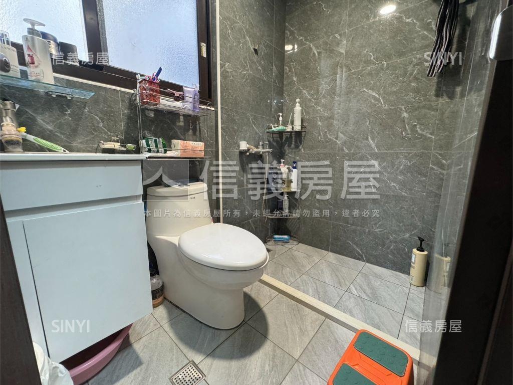 彰化三房平面車位房屋室內格局與周邊環境