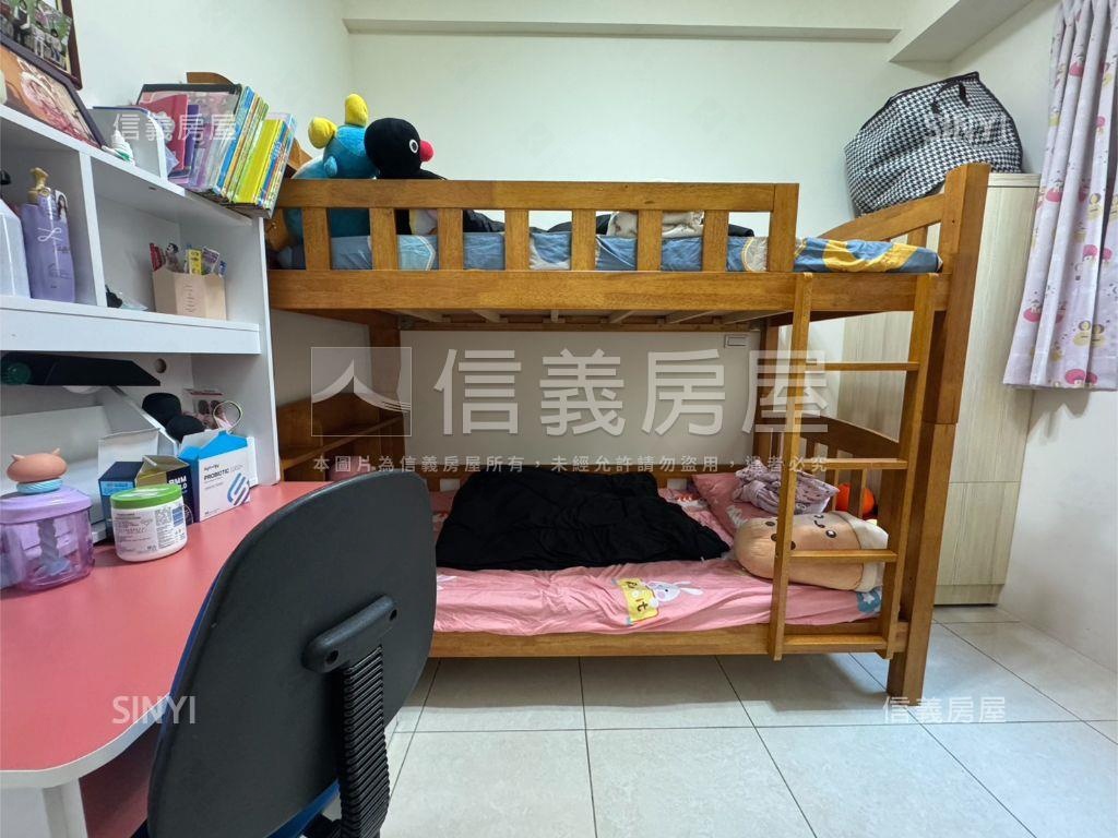 彰化三房平面車位房屋室內格局與周邊環境