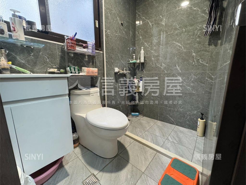 彰化三房平面車位房屋室內格局與周邊環境