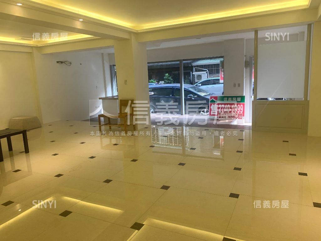巨蛋捷運面寬金店面Ａ＋＋房屋室內格局與周邊環境