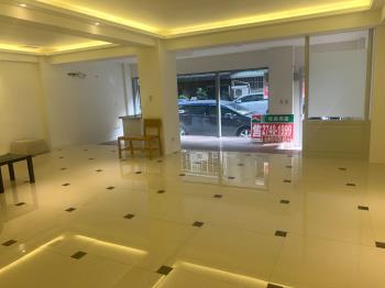 巨蛋捷運面寬金店面Ａ＋＋