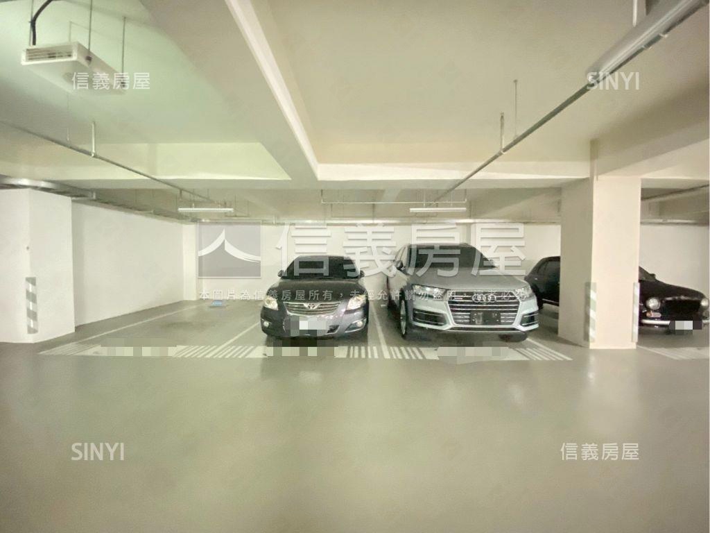 陞霖執美質感二房平車房屋室內格局與周邊環境