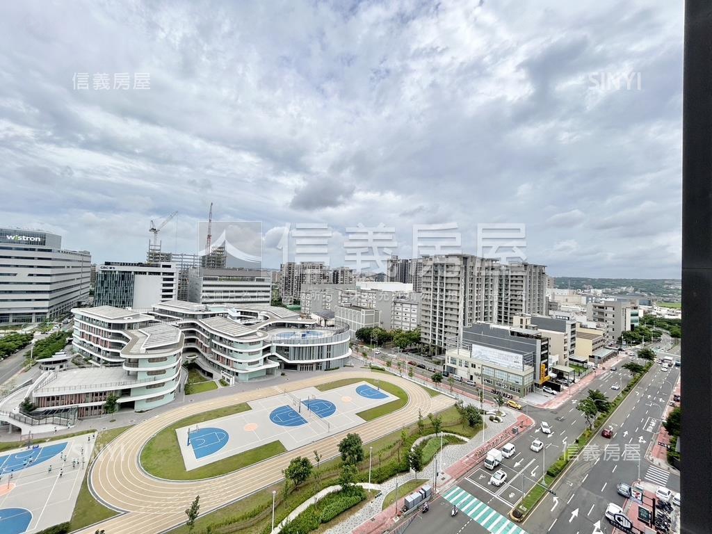 勝利學區高峰匯四房雙車位房屋室內格局與周邊環境