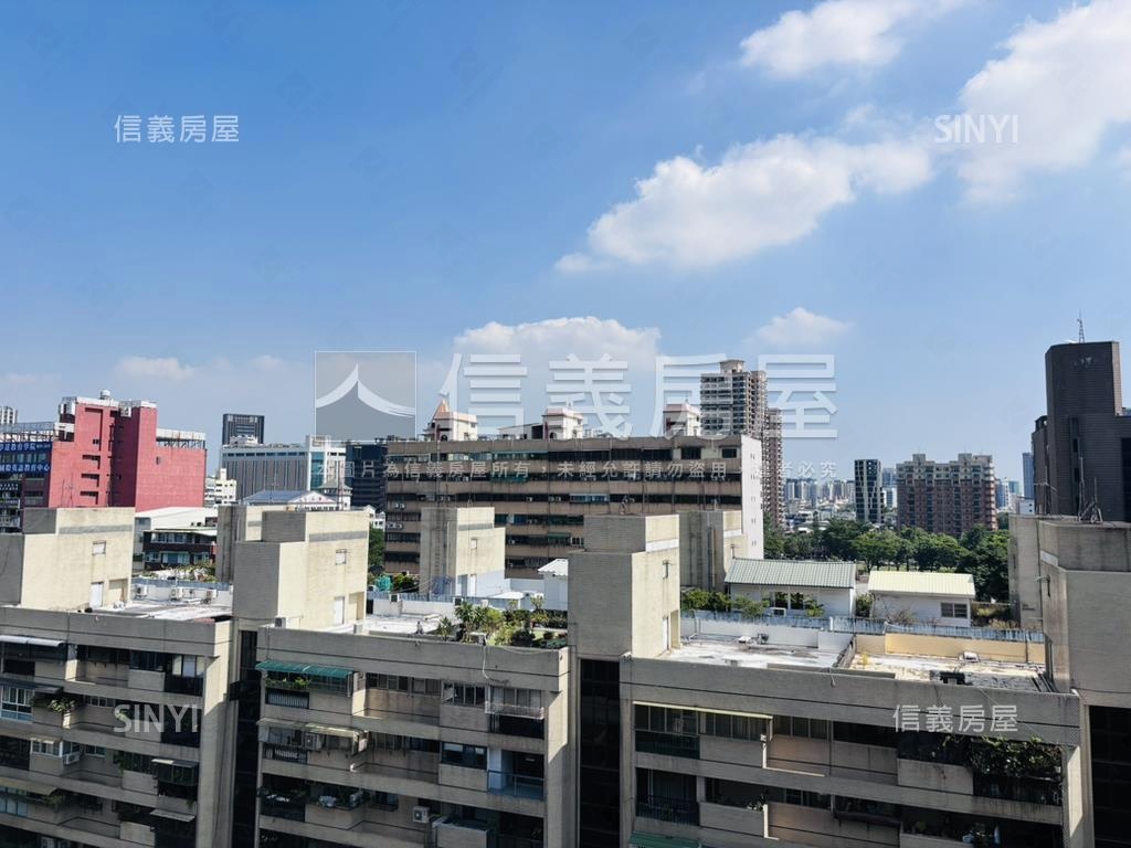 百立宮廷精裝美三房房屋室內格局與周邊環境