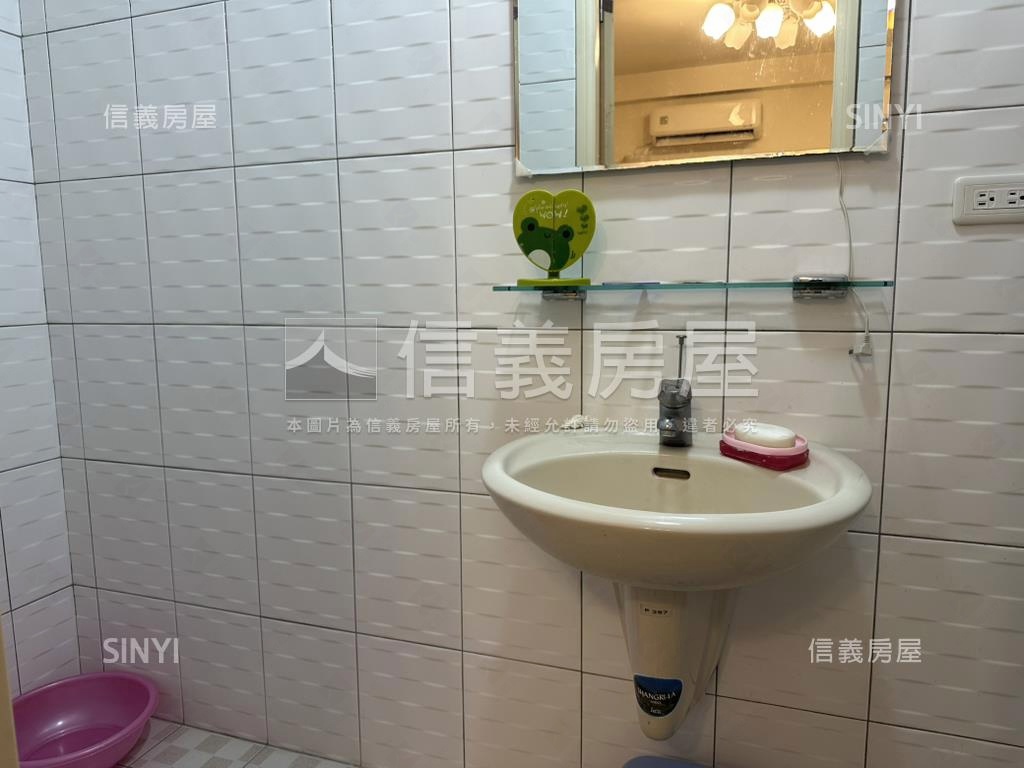 華榮市場透天雙店面房屋室內格局與周邊環境