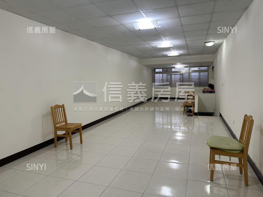 華榮市場透天雙店面房屋室內格局與周邊環境
