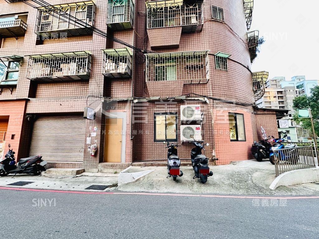 仁愛狀元三角窗金店面房屋室內格局與周邊環境