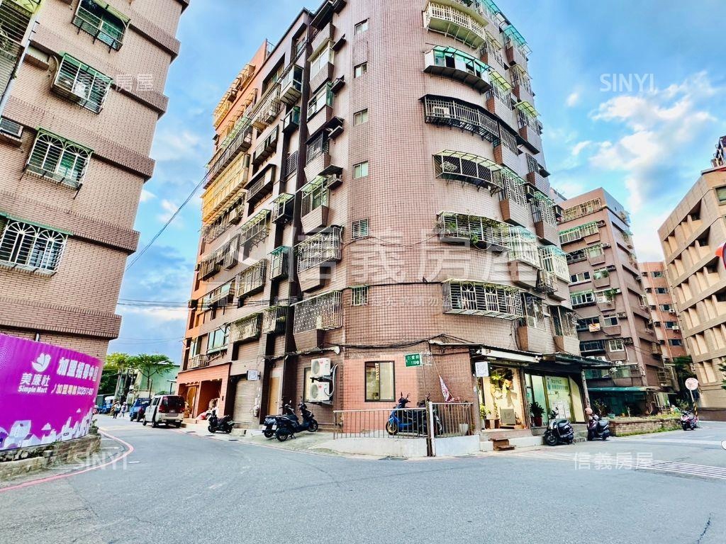 仁愛狀元三角窗金店面房屋室內格局與周邊環境
