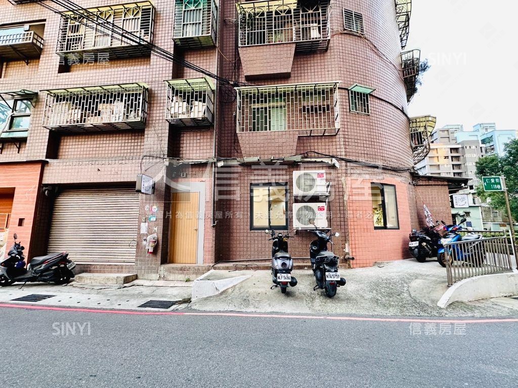 仁愛狀元三角窗金店面房屋室內格局與周邊環境