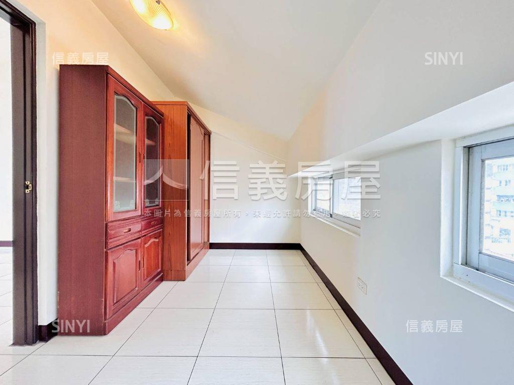 近小檜溪大空間美帝堡別墅房屋室內格局與周邊環境
