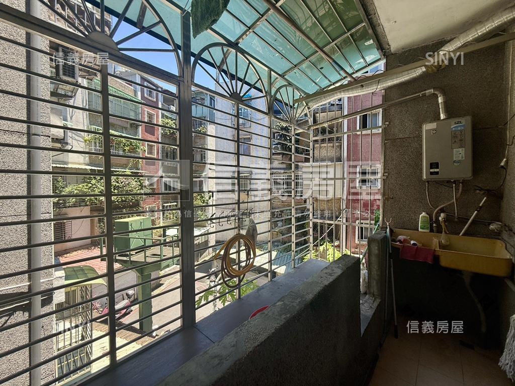 秀朗優質邊間康健美寓房屋室內格局與周邊環境