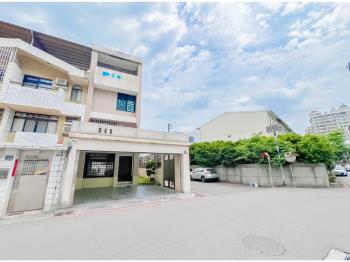 大地坪角間三面採光庭院宅