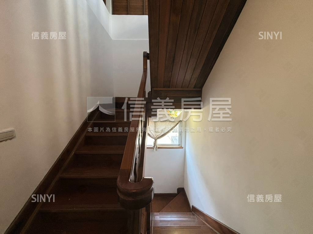 ２４小時管理至誠透天房屋室內格局與周邊環境