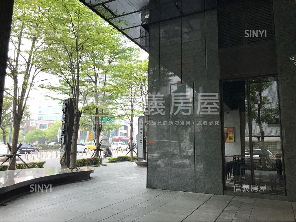 科博雙星Ｂ３戶雙平車美邸房屋室內格局與周邊環境