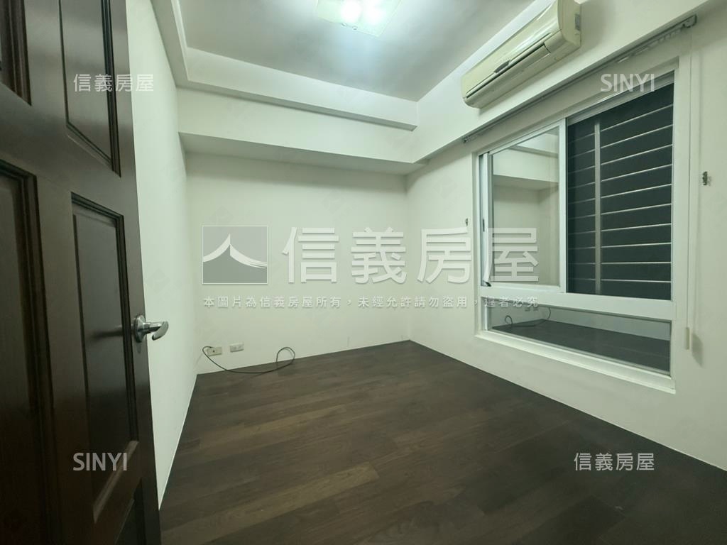 白金特區三房車位房屋室內格局與周邊環境