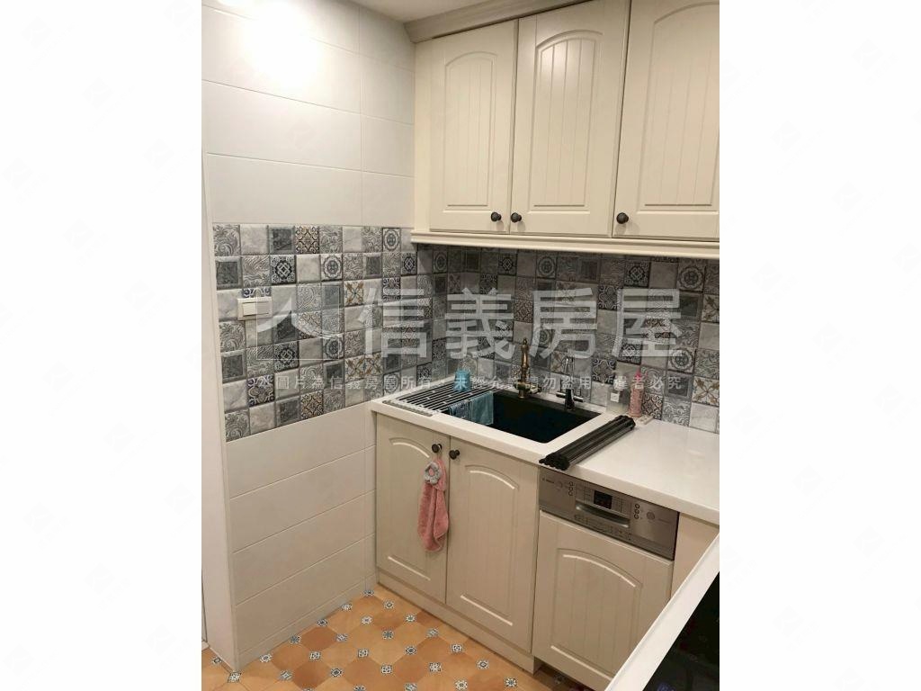 甲山林天墅精品美屋＋車位房屋室內格局與周邊環境