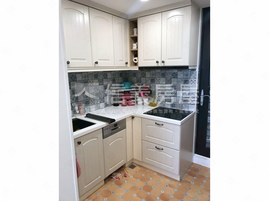 甲山林天墅精品美屋＋車位房屋室內格局與周邊環境