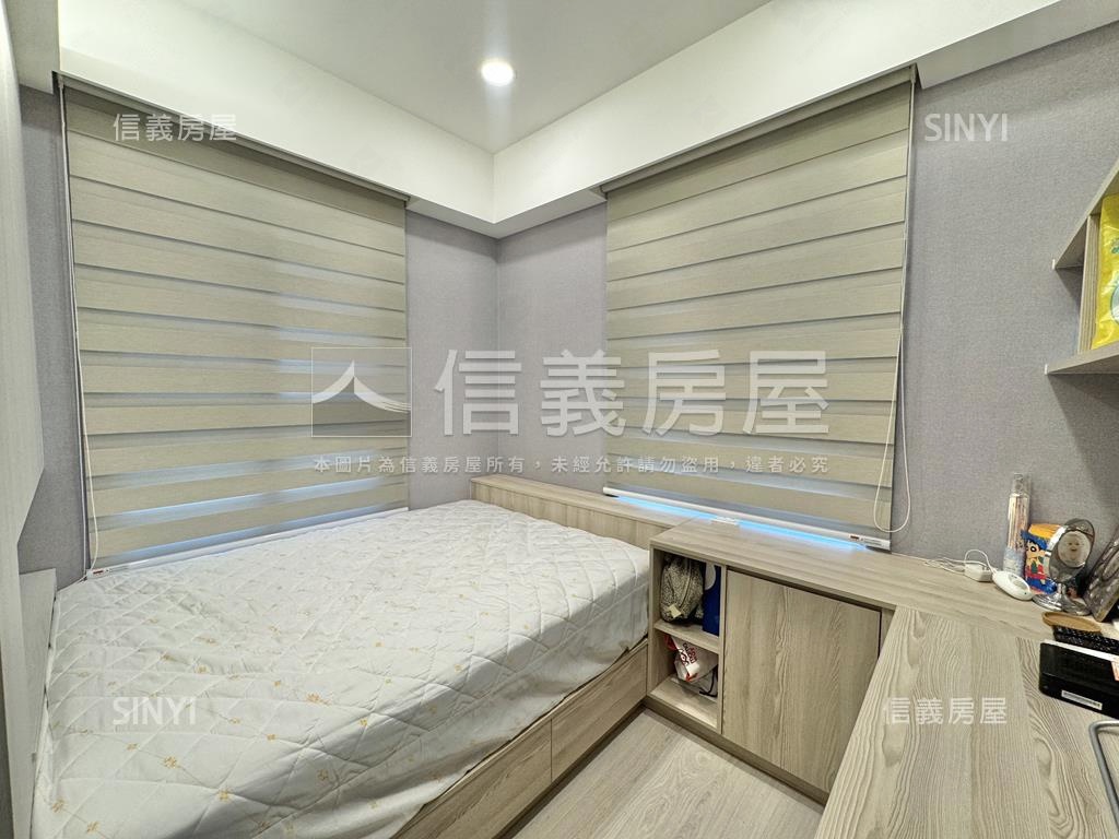 裝潢美宅望七期‧２大車位房屋室內格局與周邊環境
