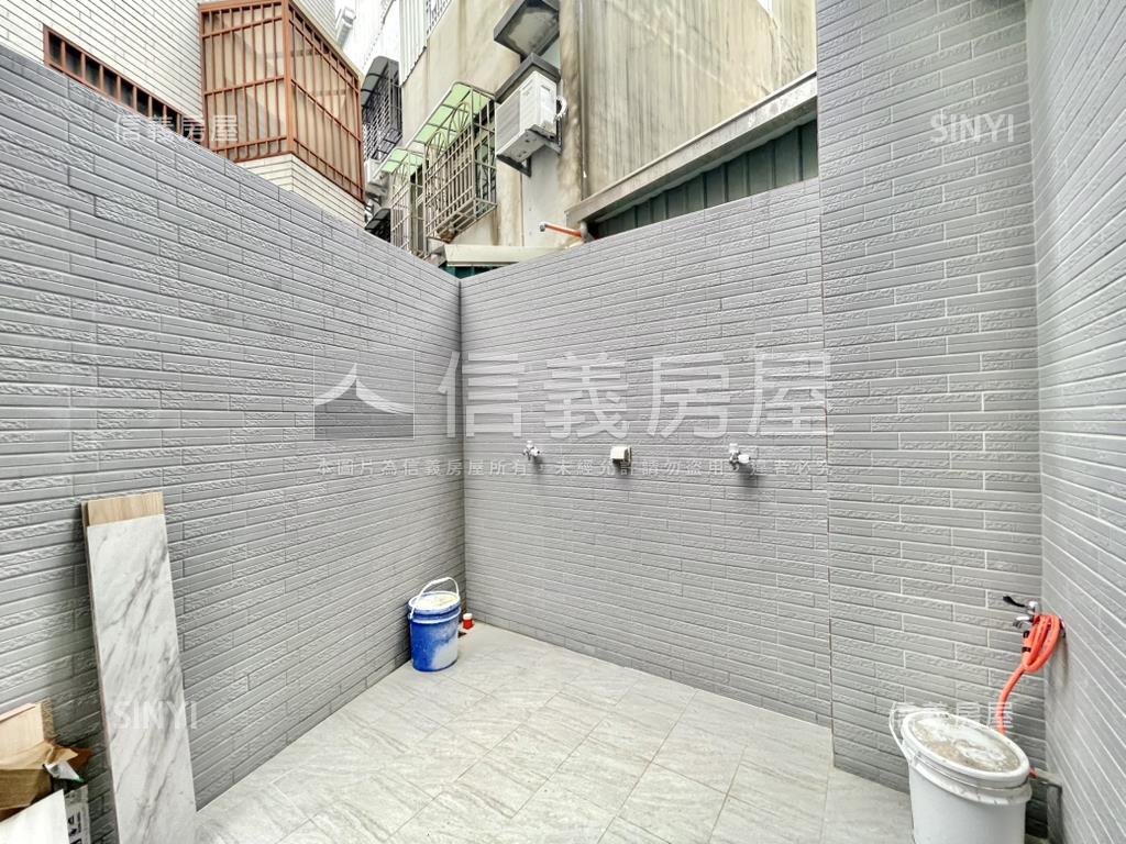 海佃商圈獨院雙車別墅房屋室內格局與周邊環境