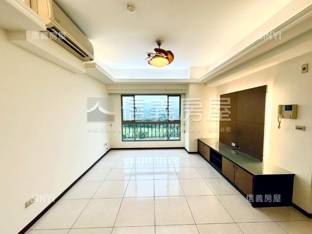 專任愛迪生美景三房車位房屋室內格局與周邊環境