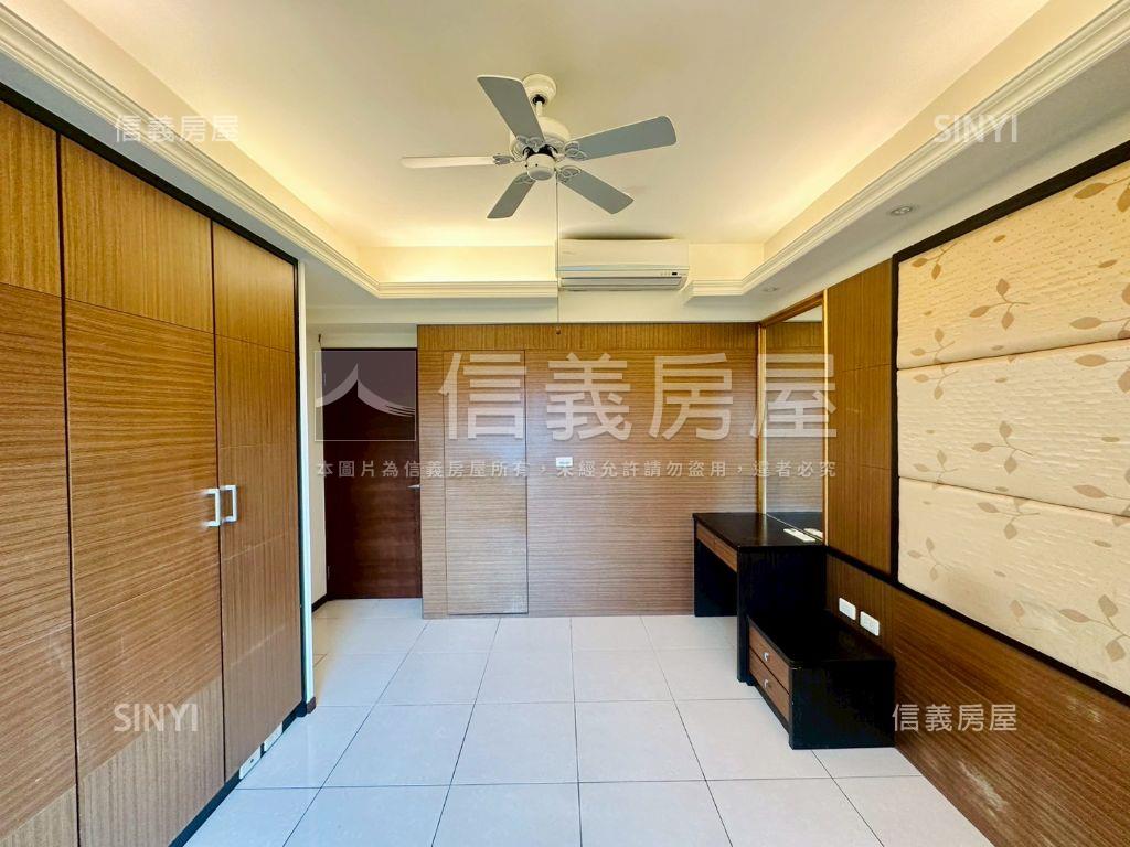 專任愛迪生美景三房車位房屋室內格局與周邊環境