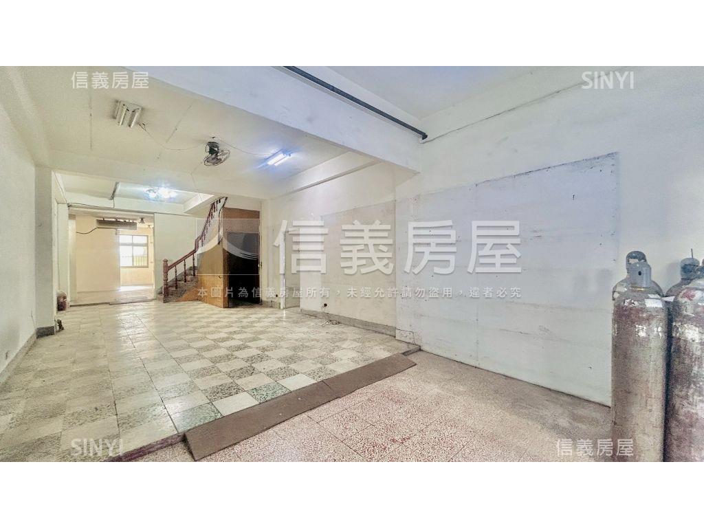 公益商圈地坪６２坪透天房屋室內格局與周邊環境