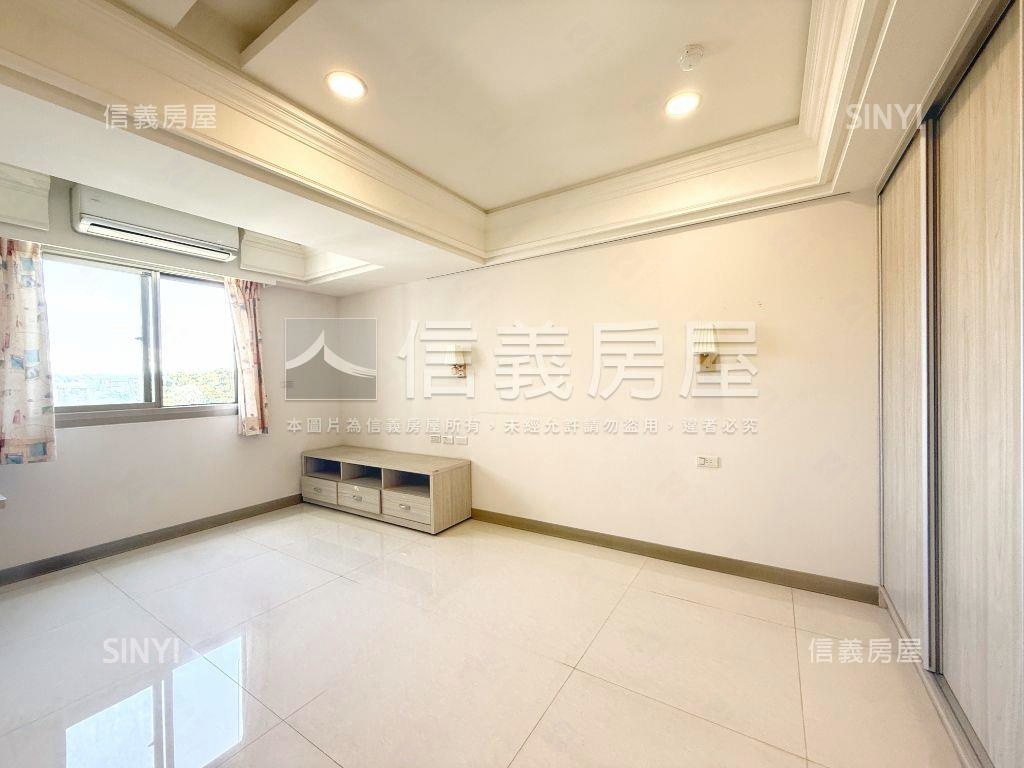 現代啟示溫馨美屋房屋室內格局與周邊環境