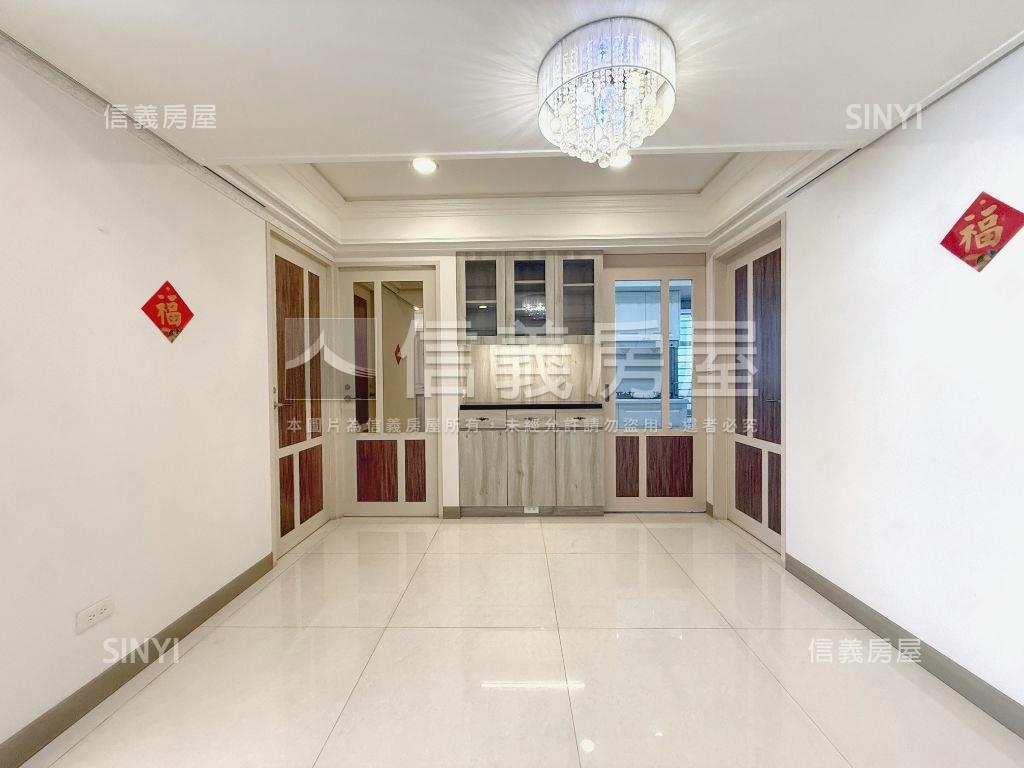 現代啟示溫馨美屋房屋室內格局與周邊環境