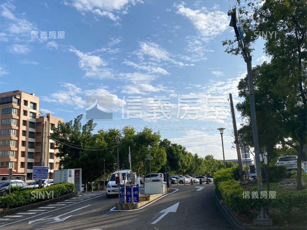 稀有世貿大坪數商辦＋車位房屋室內格局與周邊環境