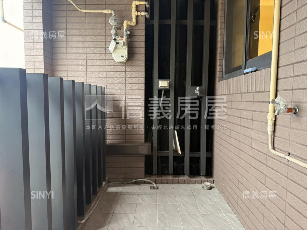 新潤Ａ５邊間高樓三房車位房屋室內格局與周邊環境