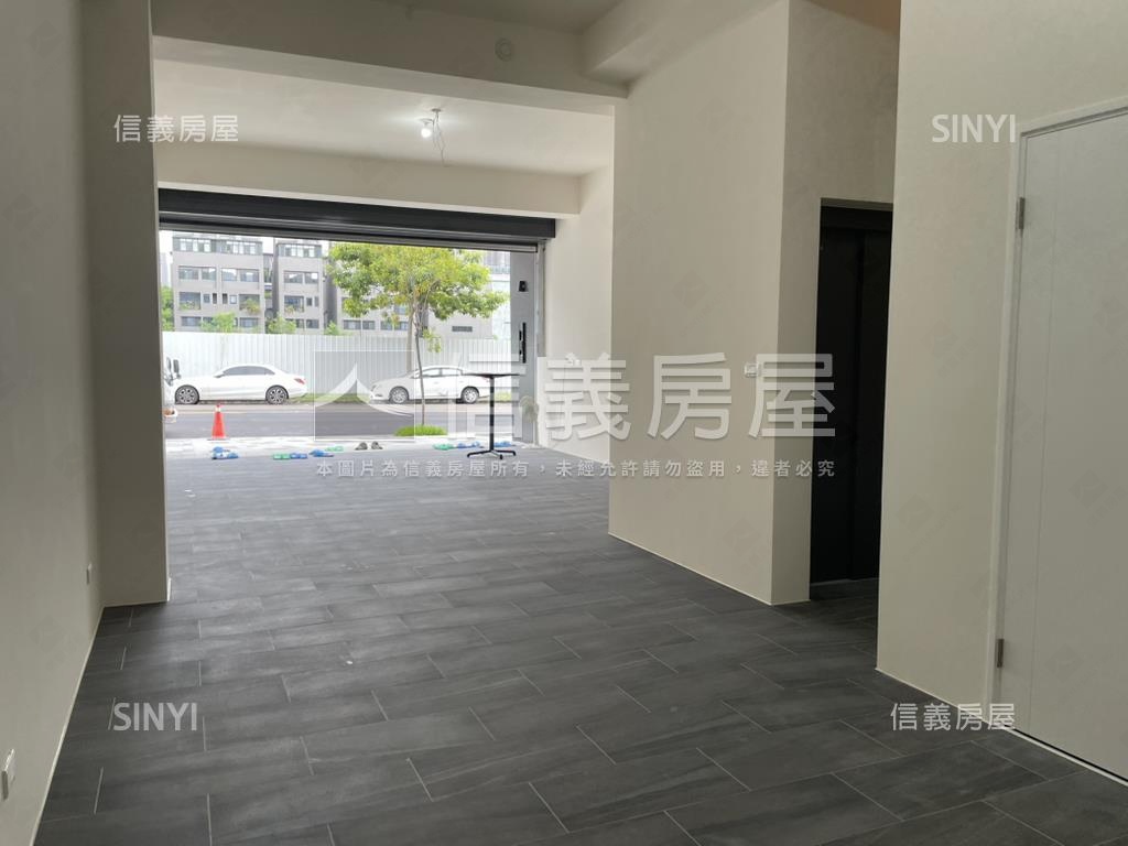 磅礡落成臨路電梯店墅房屋室內格局與周邊環境