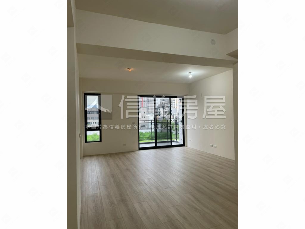 磅礡落成臨路電梯店墅房屋室內格局與周邊環境