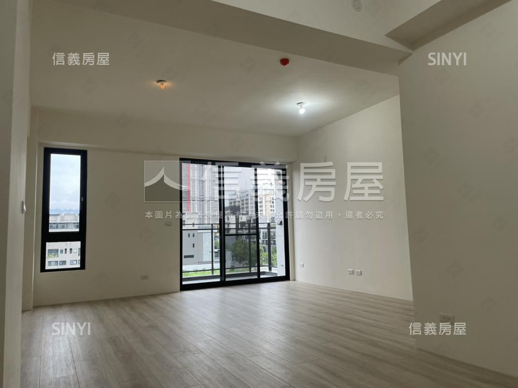 磅礡落成臨路電梯店墅房屋室內格局與周邊環境