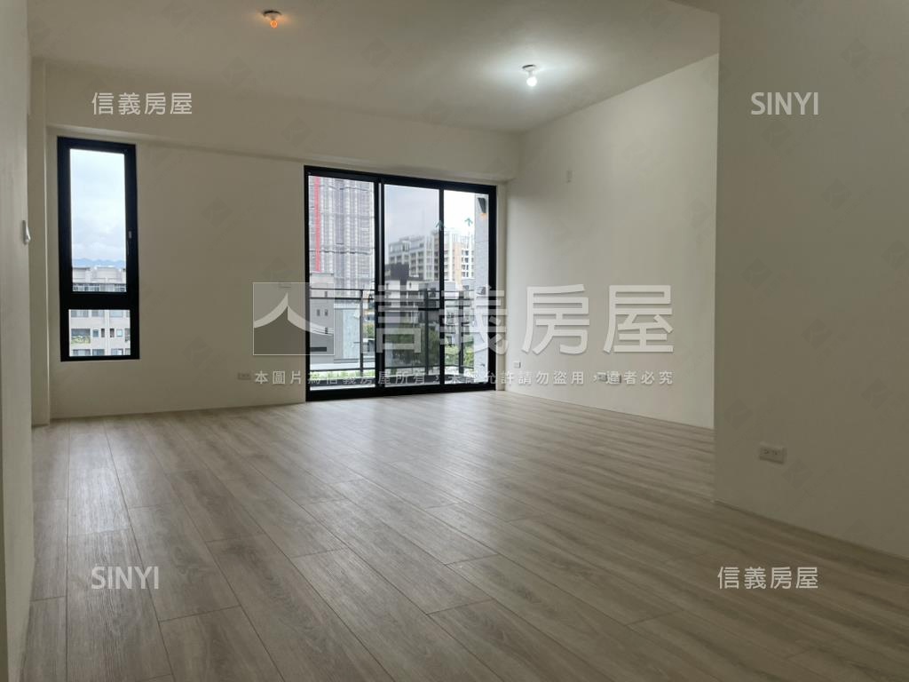 磅礡落成臨路電梯店墅房屋室內格局與周邊環境