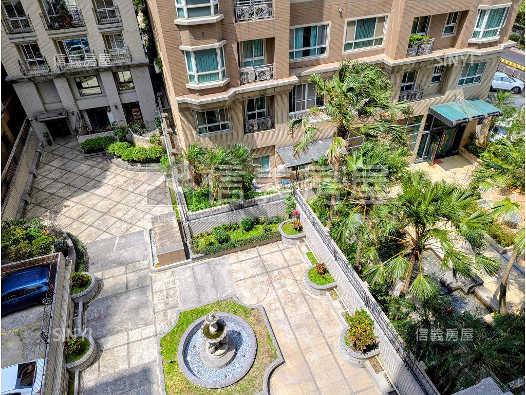 星河謐靜面中庭四房房屋室內格局與周邊環境