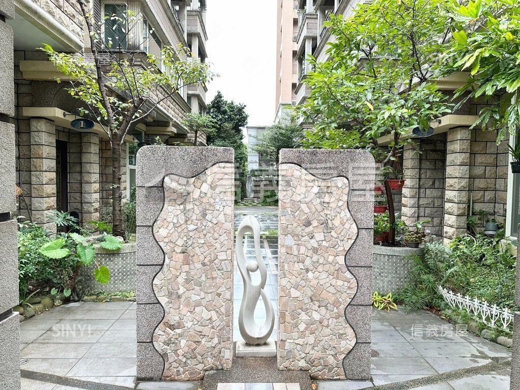 皇昱層峰・高級美別墅房屋室內格局與周邊環境