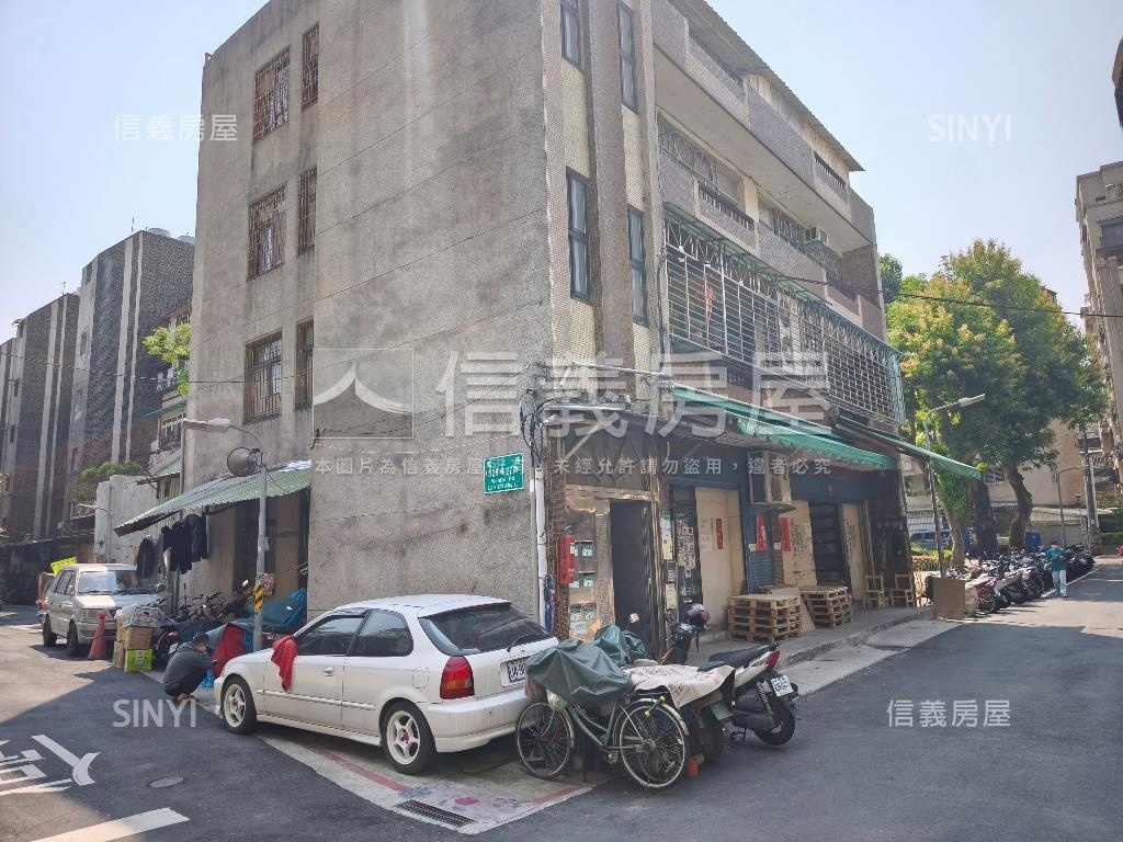 公園旁大地坪透天房屋室內格局與周邊環境