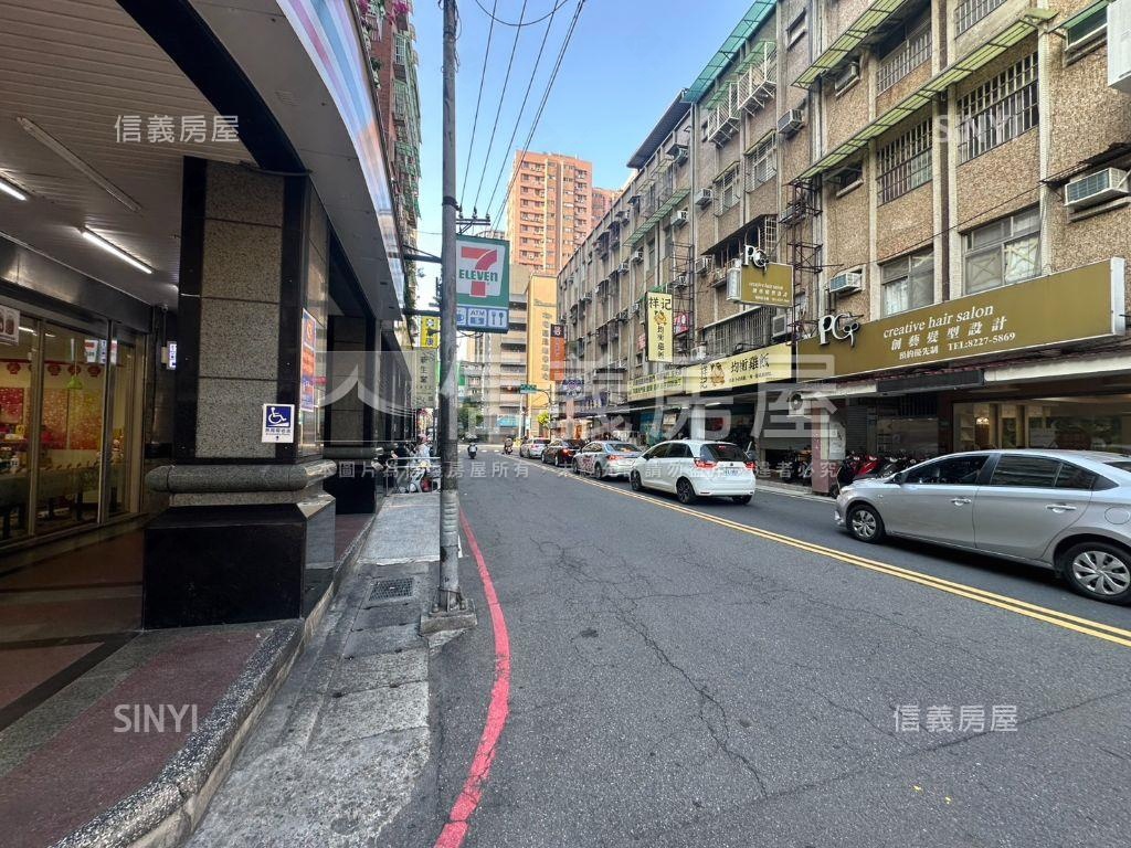 ７１１店面房屋室內格局與周邊環境