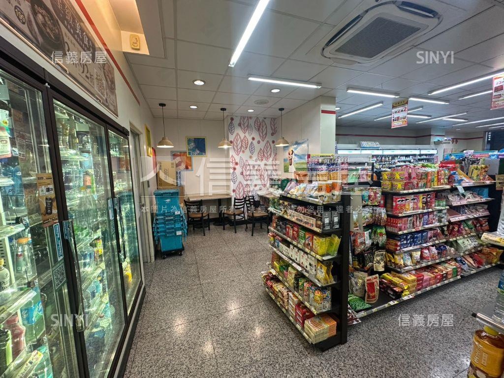 ７１１店面房屋室內格局與周邊環境