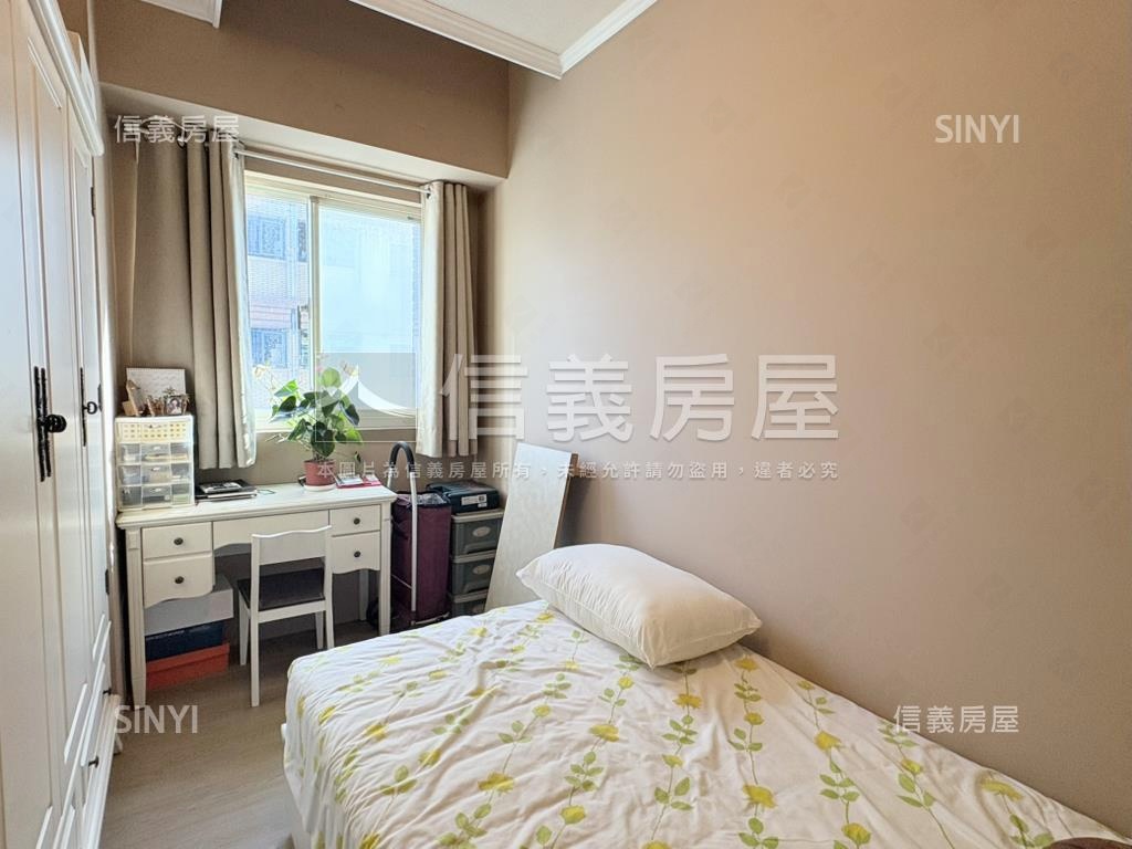 歐洲之旅景觀高樓二房房屋室內格局與周邊環境