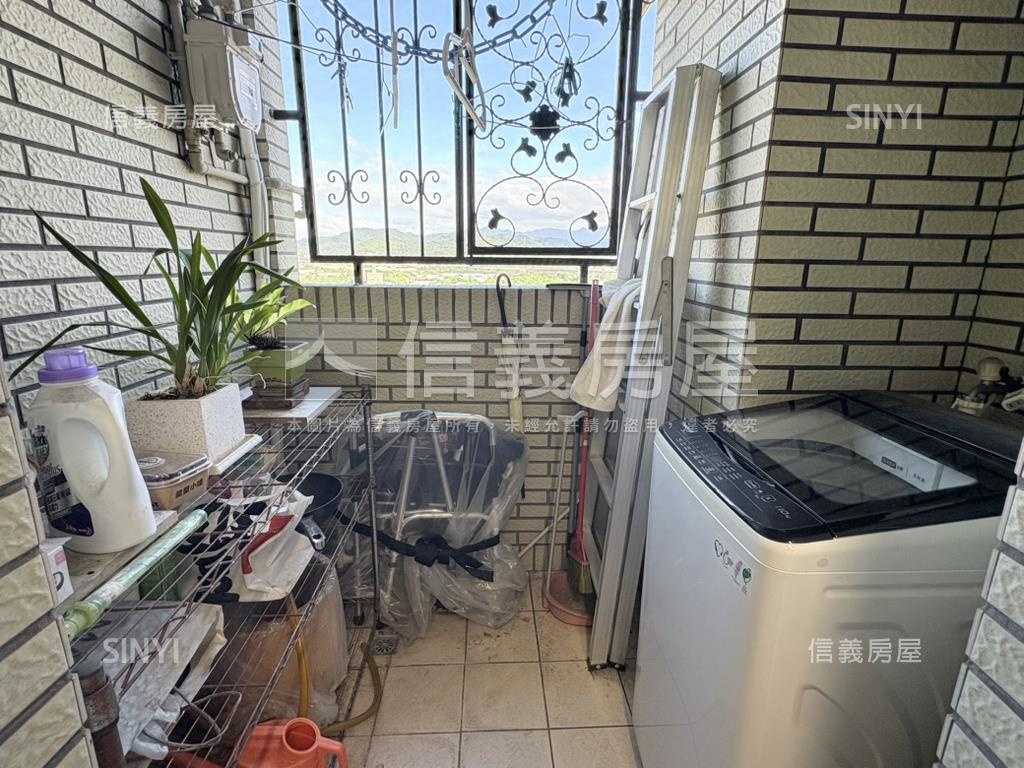 歐洲之旅景觀高樓二房房屋室內格局與周邊環境
