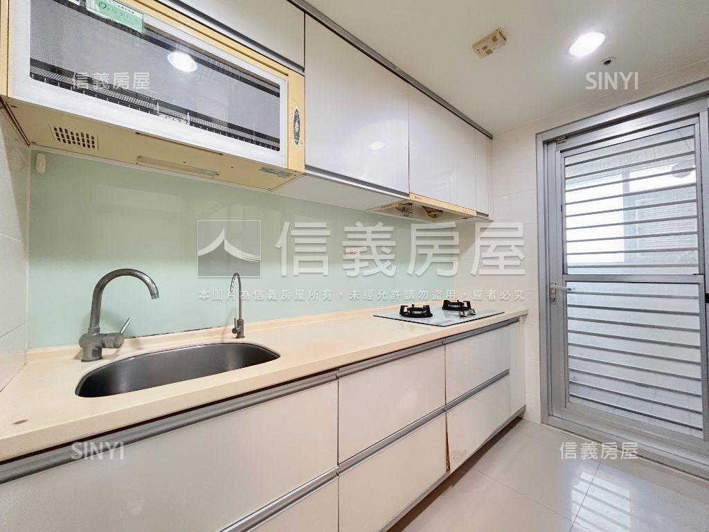 福樺水悅高樓景觀車位房屋室內格局與周邊環境