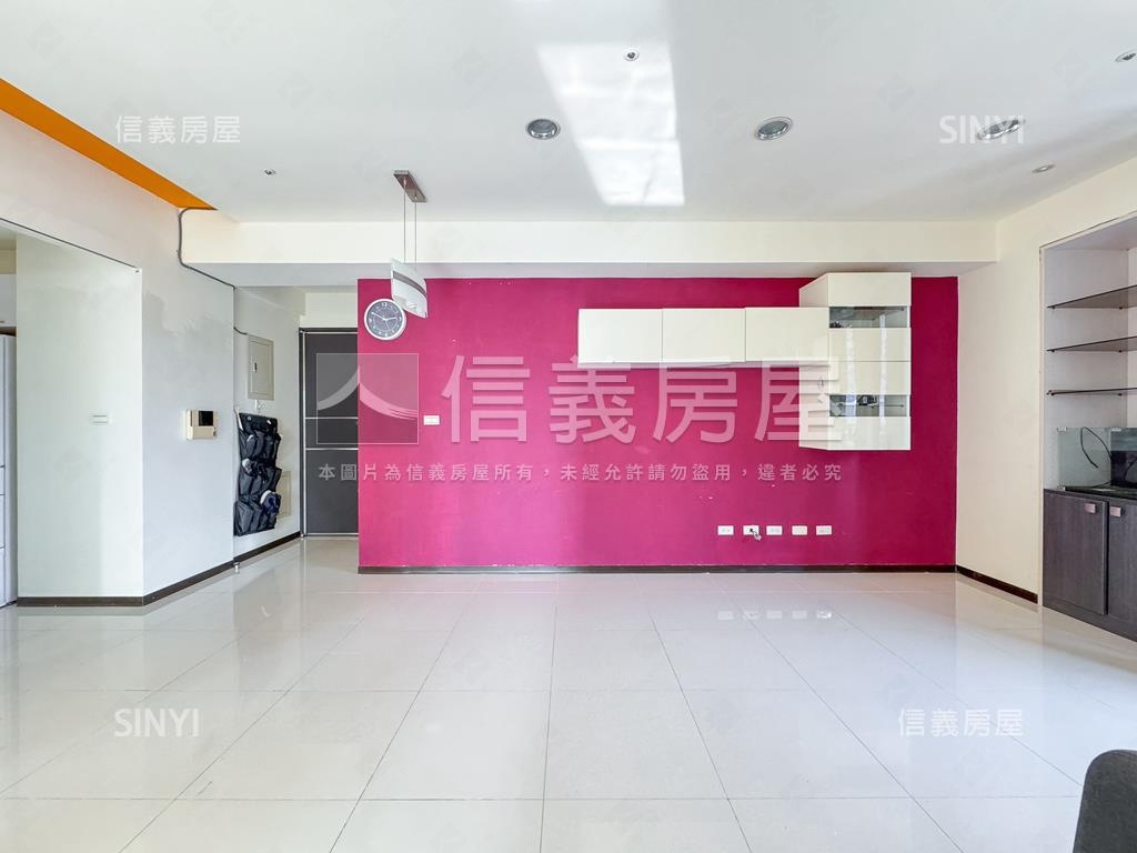 Ｉ－Ｐａｒｋ朝東南雙車位房屋室內格局與周邊環境