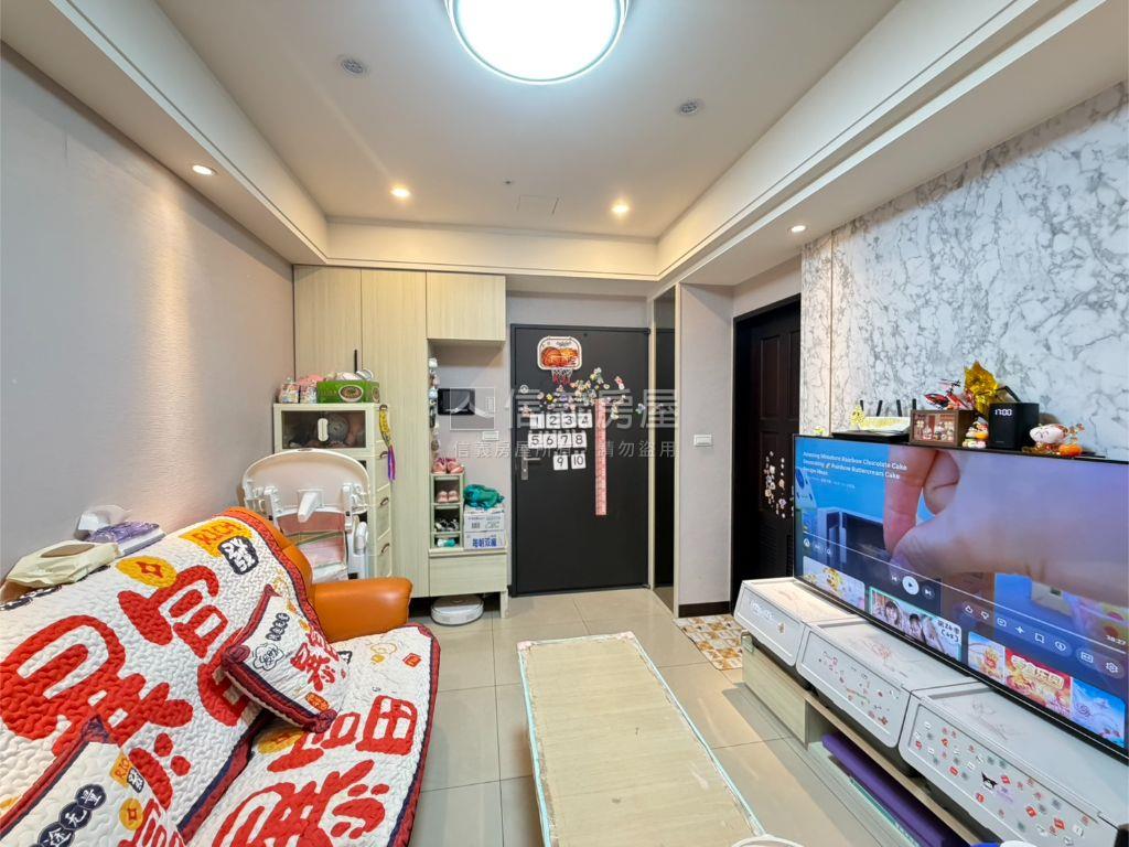 高樓唯樂之丘１＋１有車位房屋室內格局與周邊環境