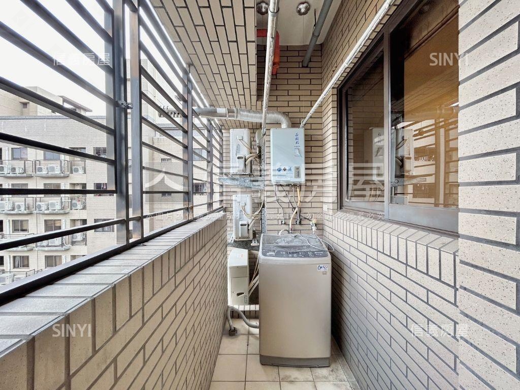 高鐵原美館採光美兩房房屋室內格局與周邊環境
